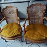 Paire de fauteuils  style Louis XV