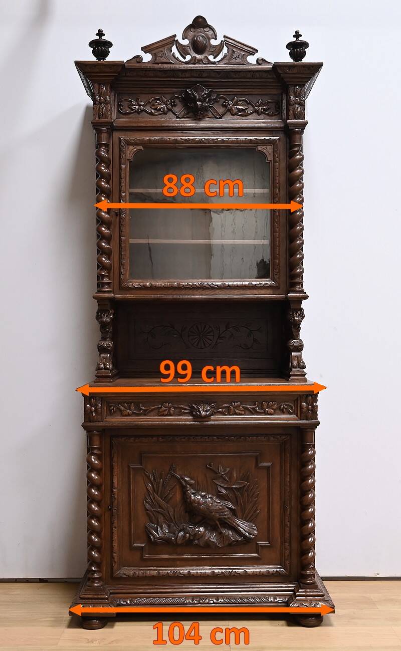 Narrow Oak Display Cabinet, Louis XIII style – Late 19th century