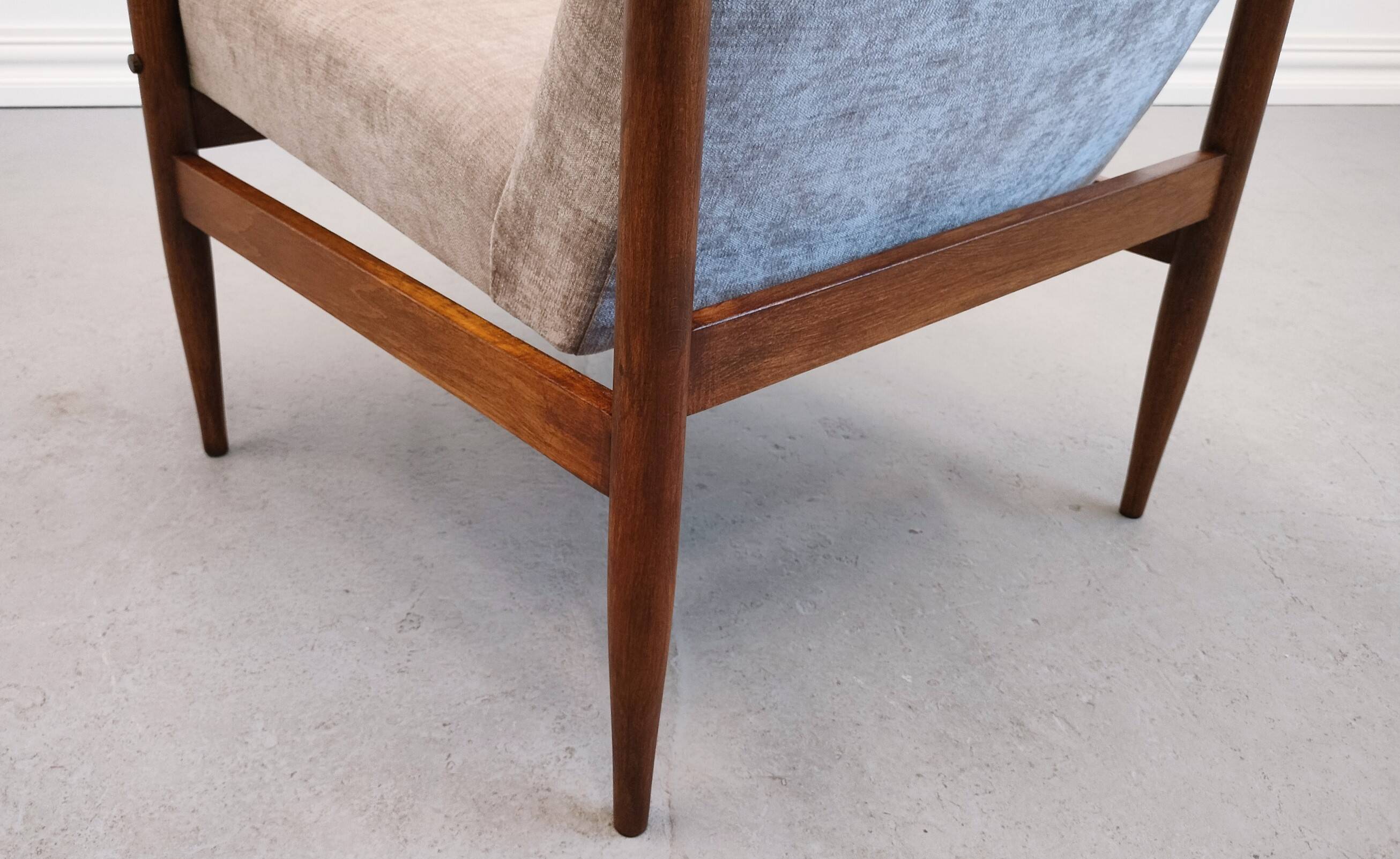 Mid Century Easy Chair in warm gray textile.