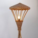 Lampadaire tripode en rotin, 1960