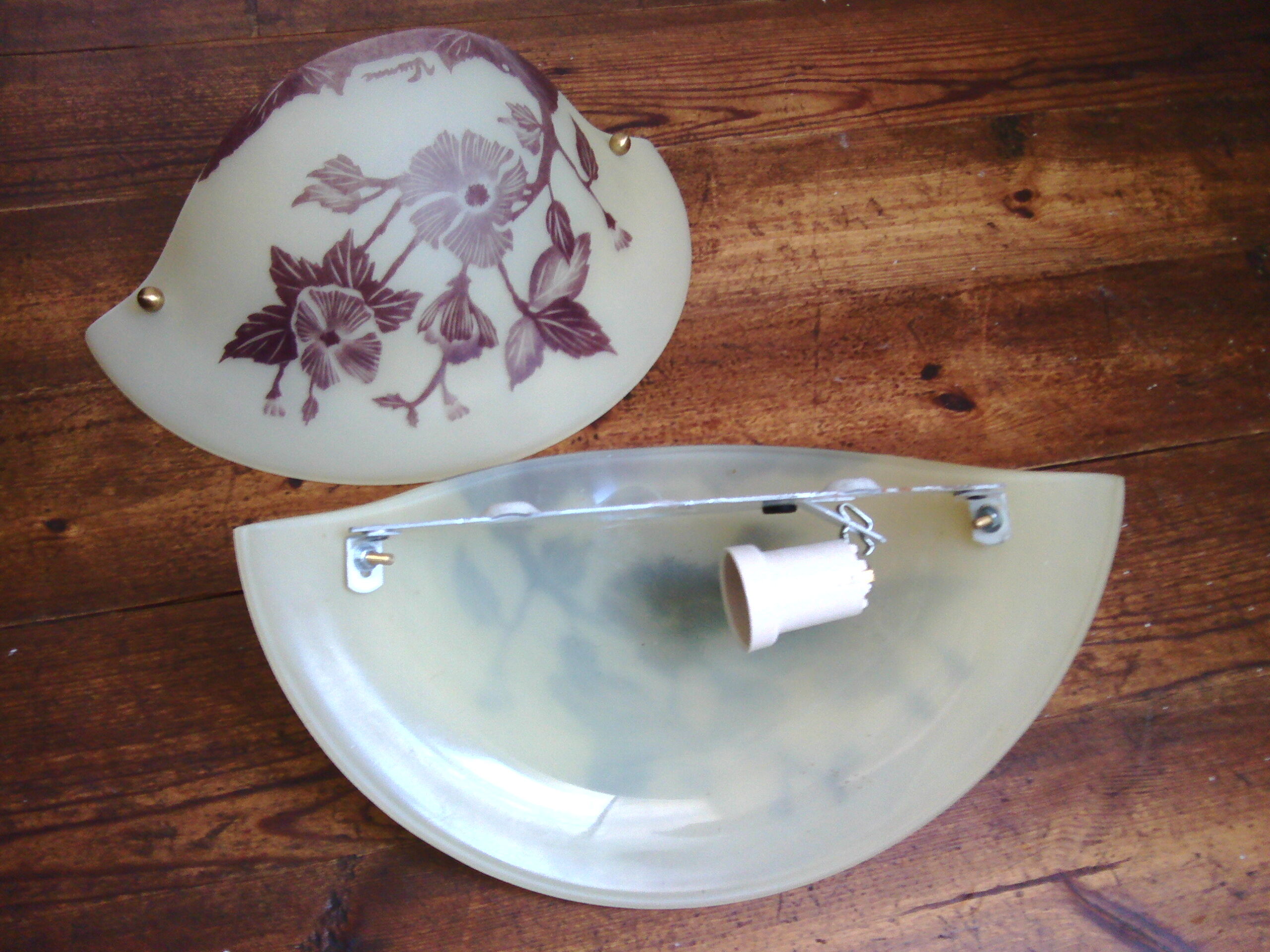 Two Vianne glassware wall light