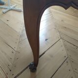 Louis XV table in walnut at the beginning of the 19th century