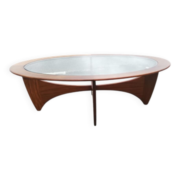 Table basse ovale Astro en teck brun avec plateau en verre par Victor Wilkins pour G-Plan.