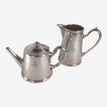 Teapot and milk jug in silver metal, Félix Frères