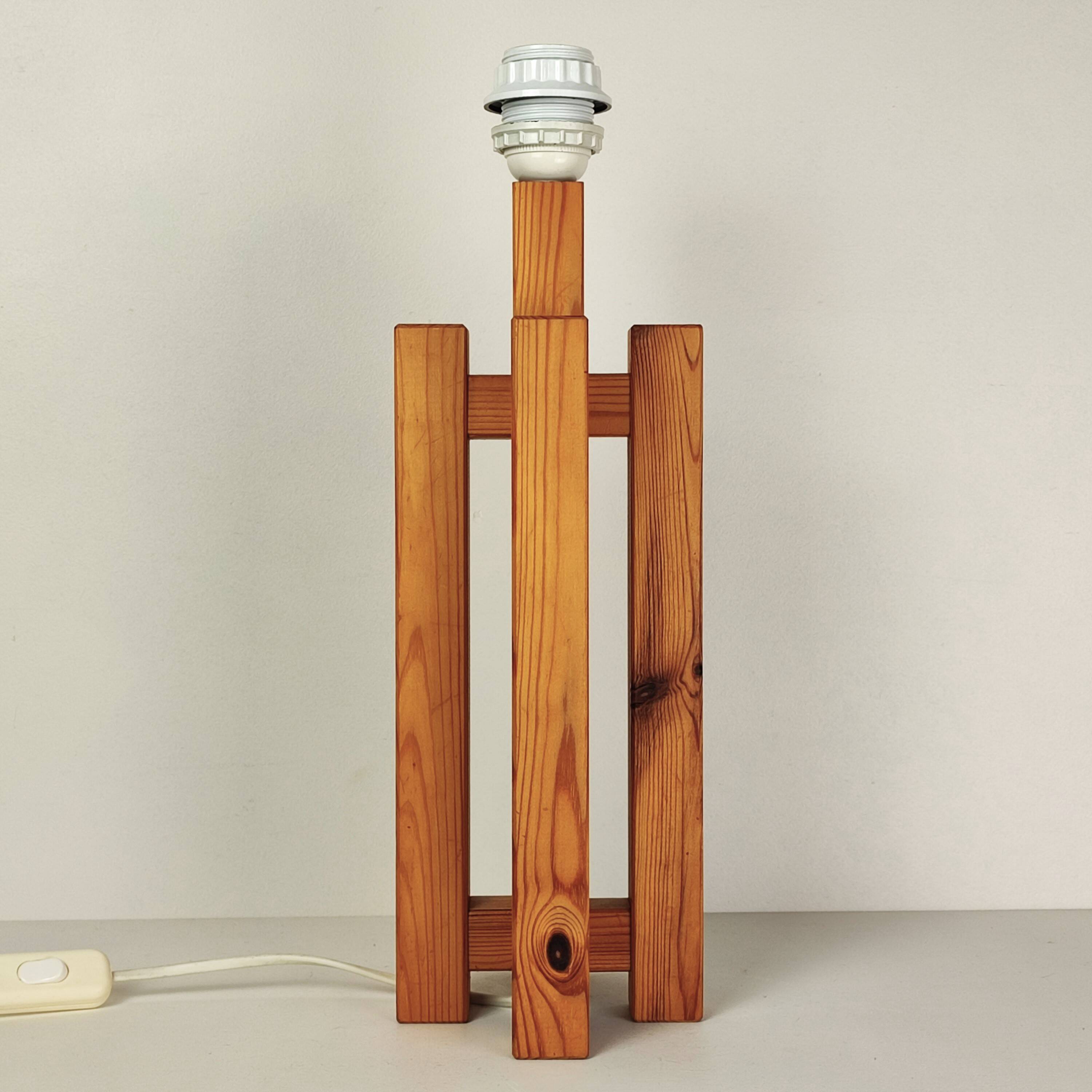 Pine lamp base