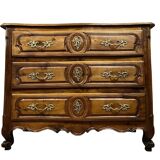 Curved Lyonnaise chest of drawers, Louis XV period, in solid walnut, circa 1750