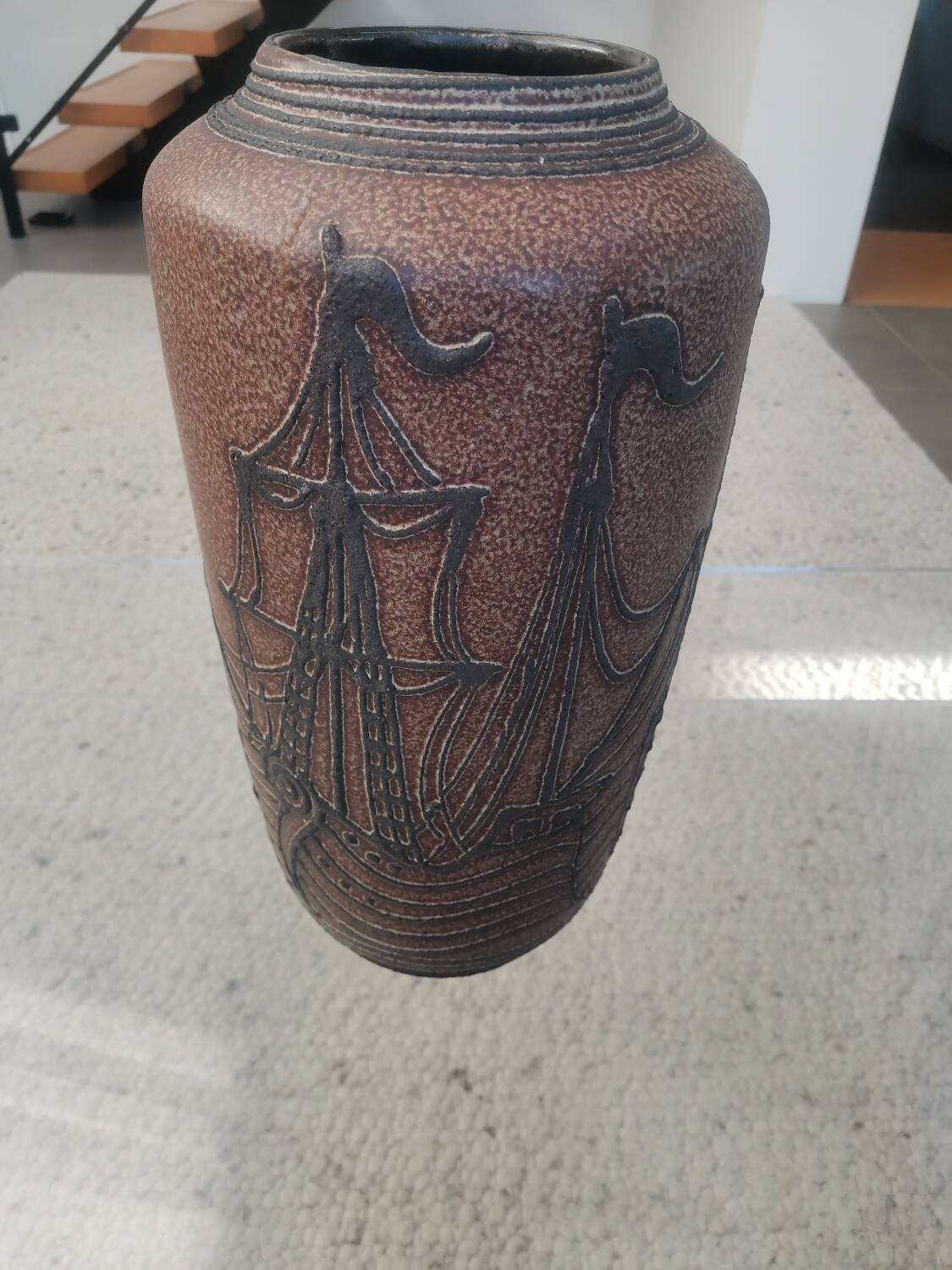 Mid Century Modern Ceramic Floor Vase – Vintage Maritime Ship Design –