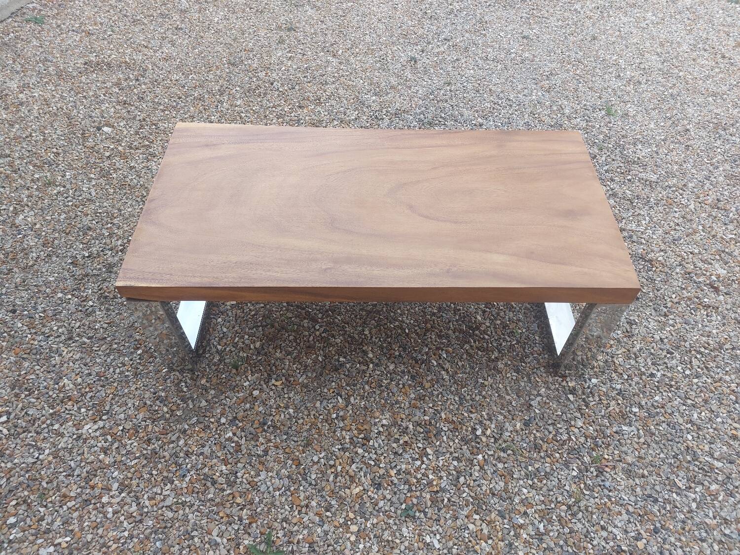 Elm tray table with chrome base