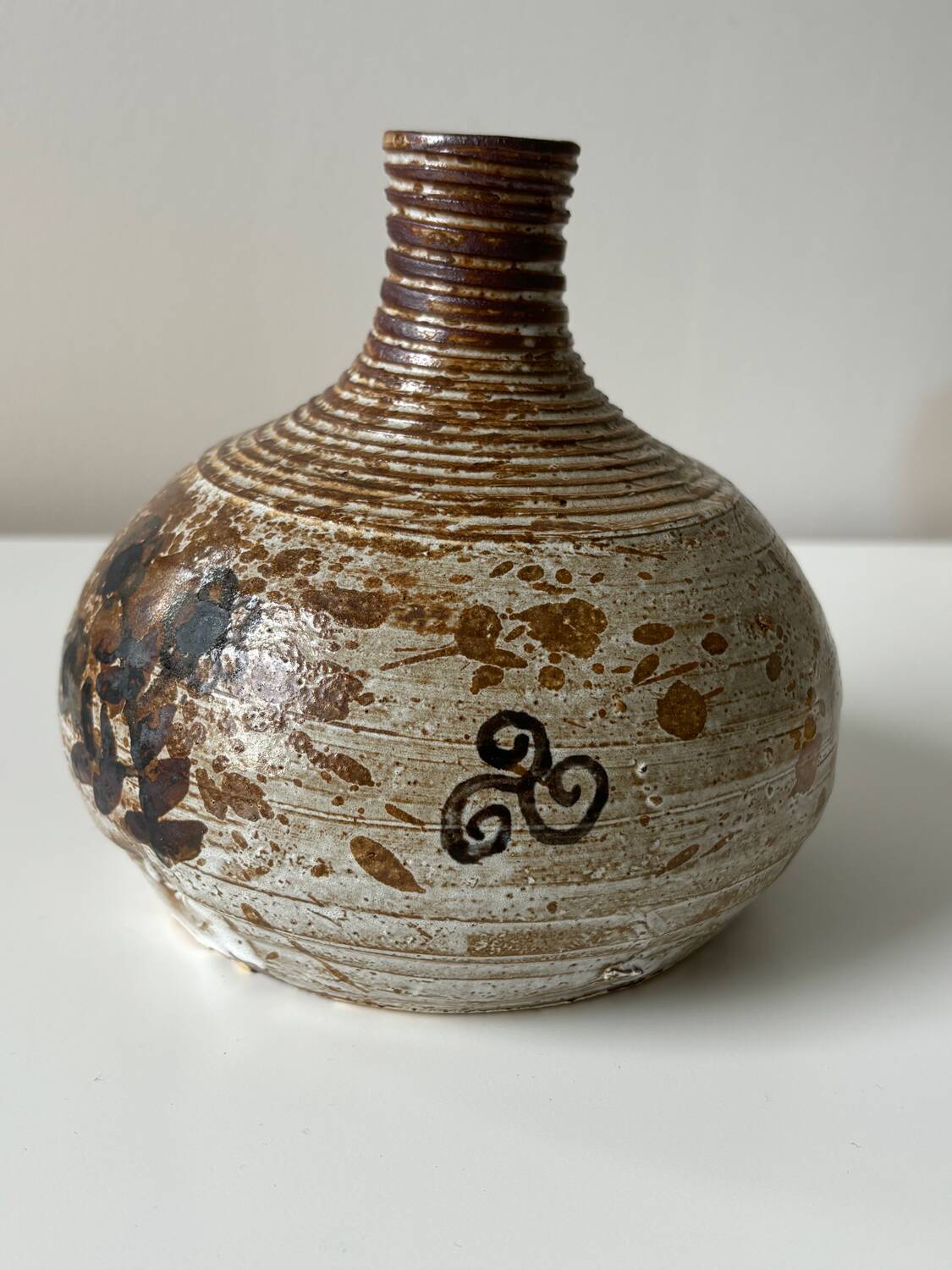 80' ceramic ball vase