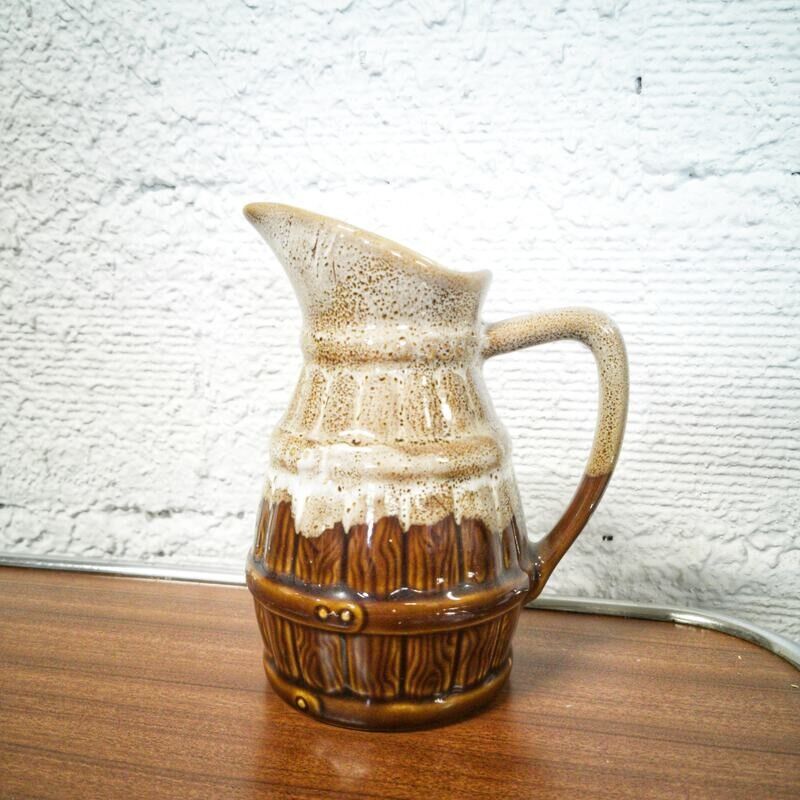 Pitcher in flamed sandstone