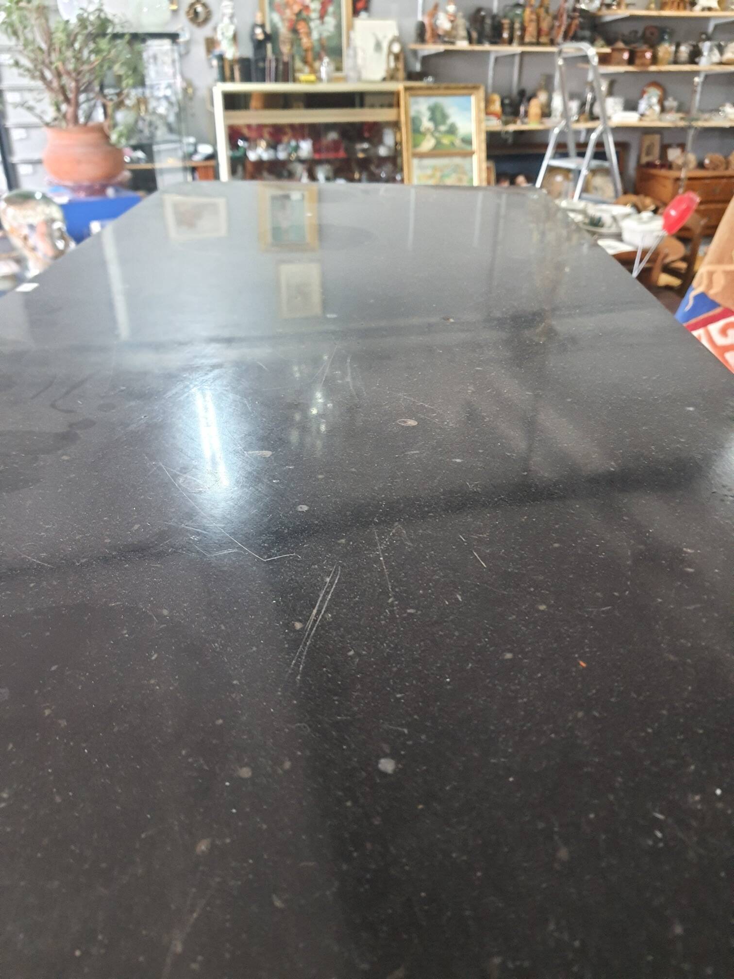 Semainier en acajou ou serre papiers