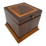 Cubic Biedermeier Box, Mahogany and Maple, Austria, circa 1840
