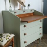 Vintage chest of drawers, extra desk