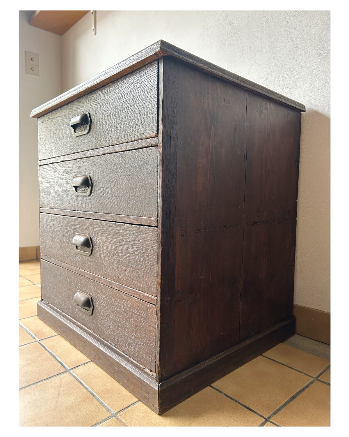 Meuble caisson d’apothicaire