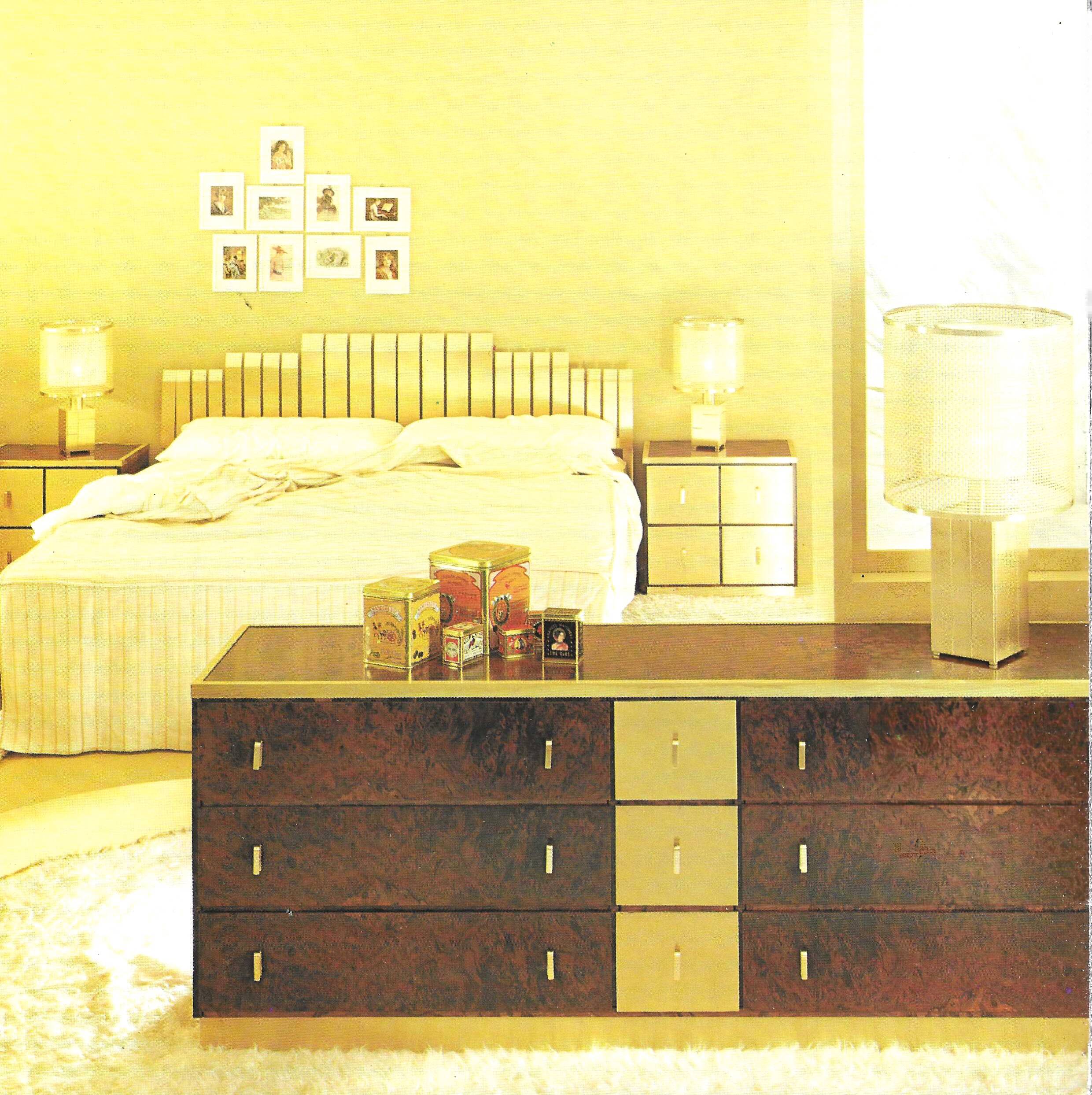 Aldo Frigerio Italian Walnut Burl and Gold-Laminated Brass Bagdad Nightstands