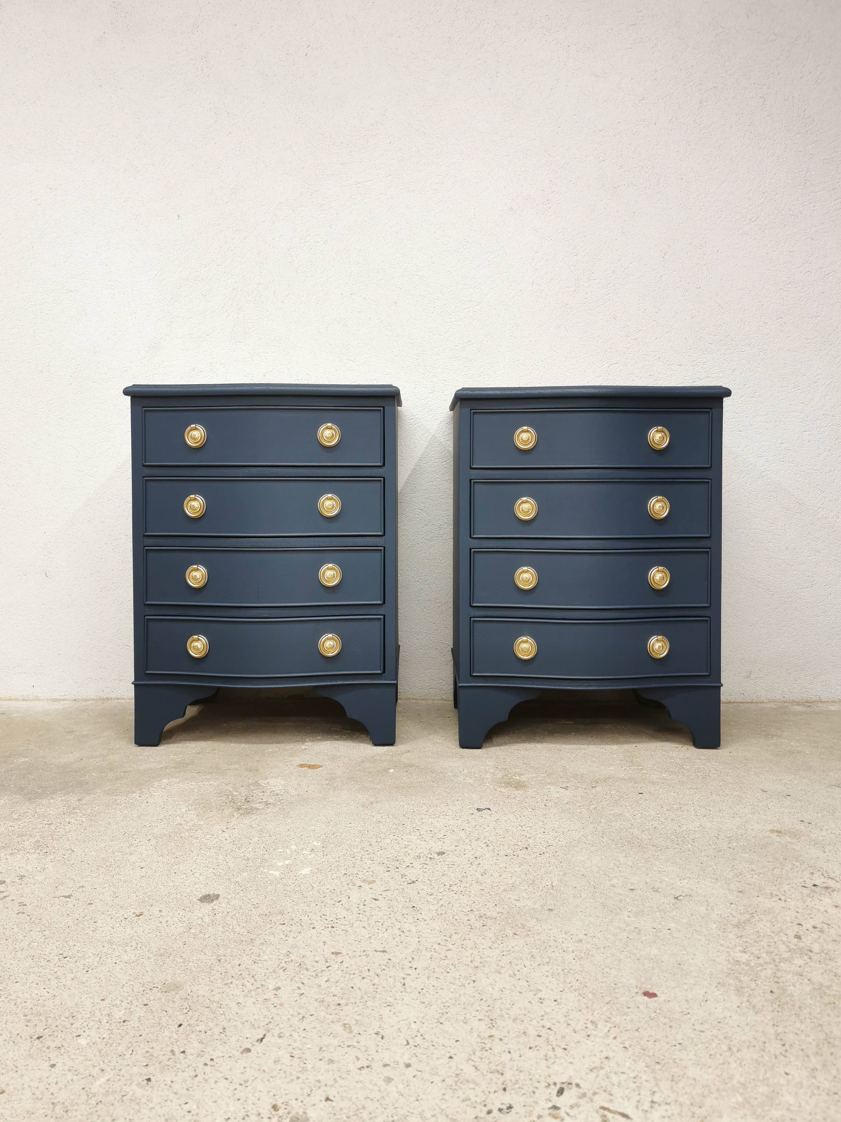 2 Tables de chevet rénovés