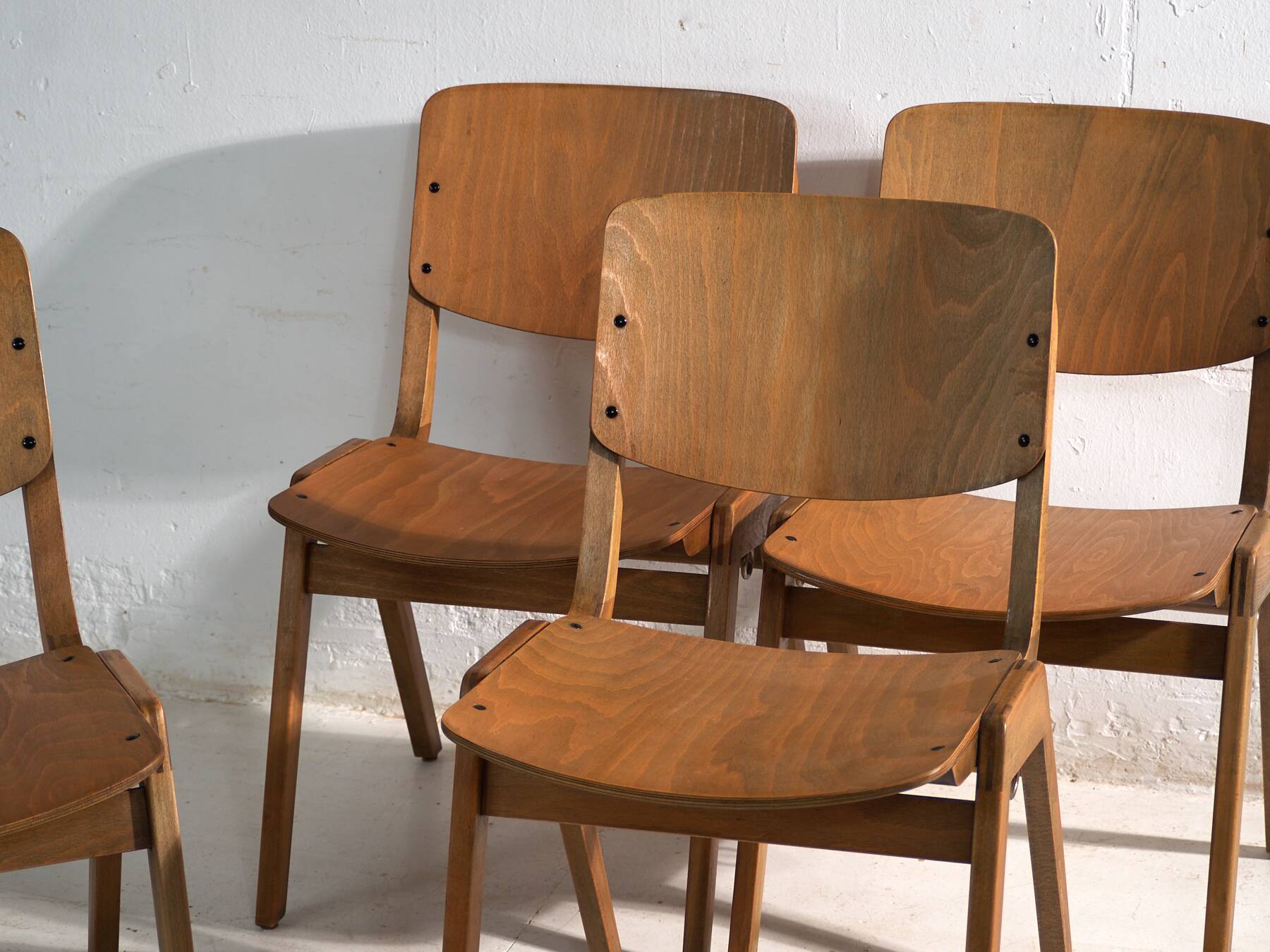 Vintage Thonet dining chairs (c.1950). Set of 4 pieces.