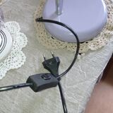 Desk lamp