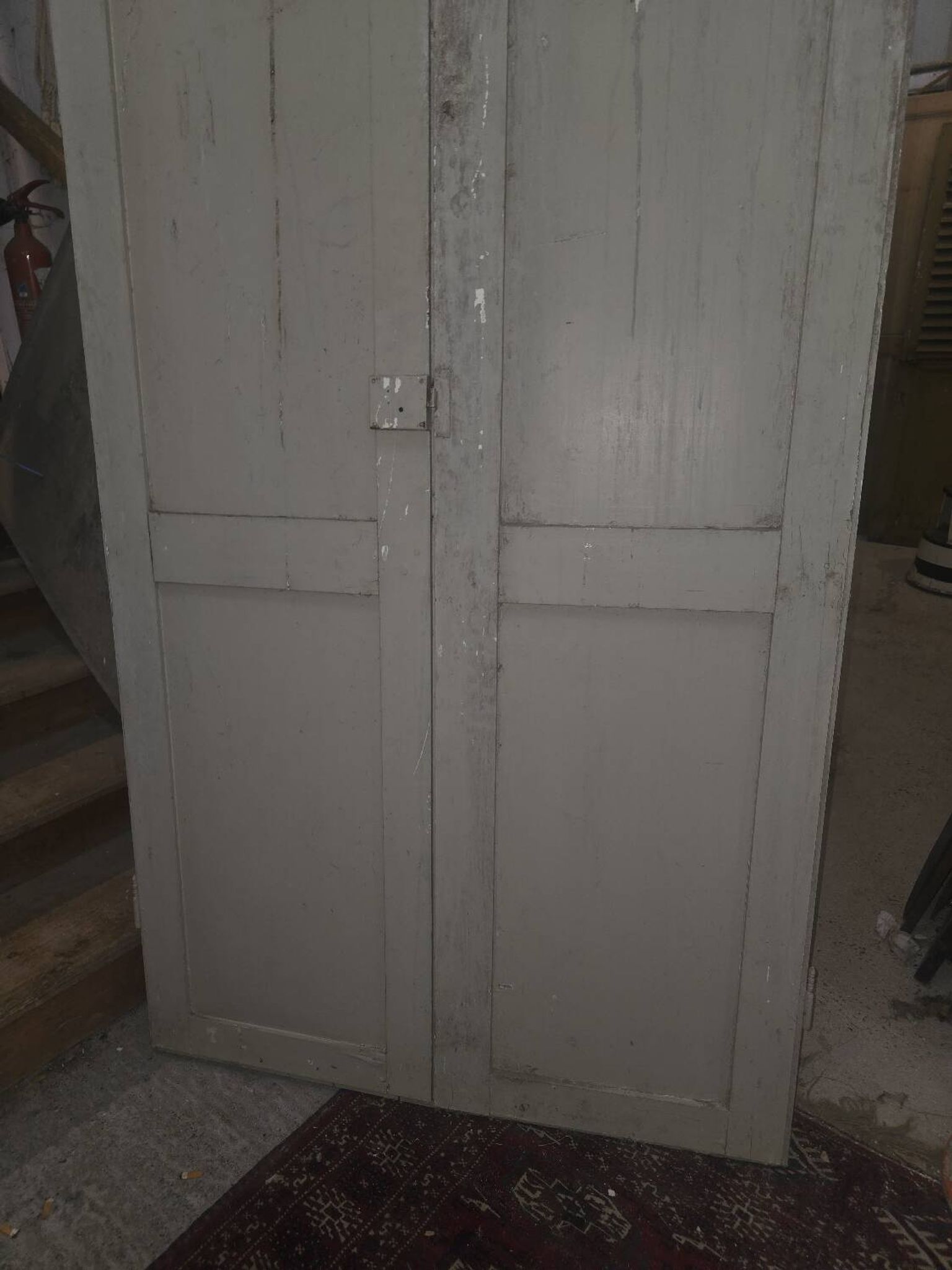 Anciennes portes double en sapin