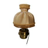 'Old oil lamp' bedside lamp