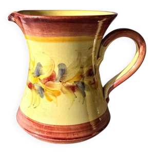 Pichet en céramique