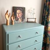Antique chest of drawers