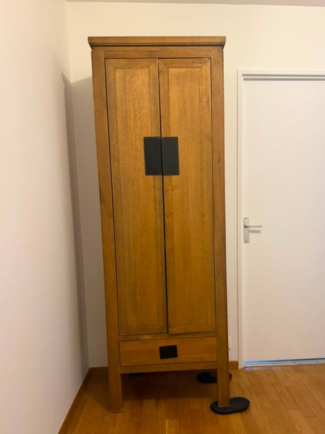 Chinese wardrobe AMPM in solid oak