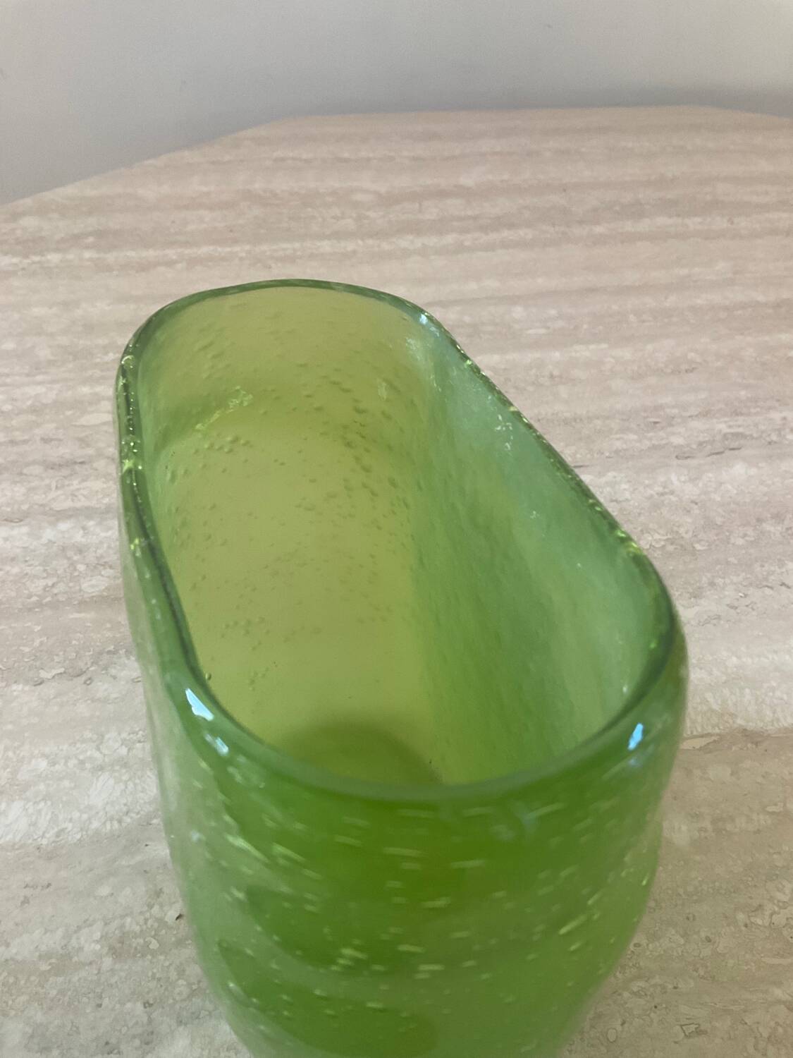 Murano vase in bubble-blown glass paste