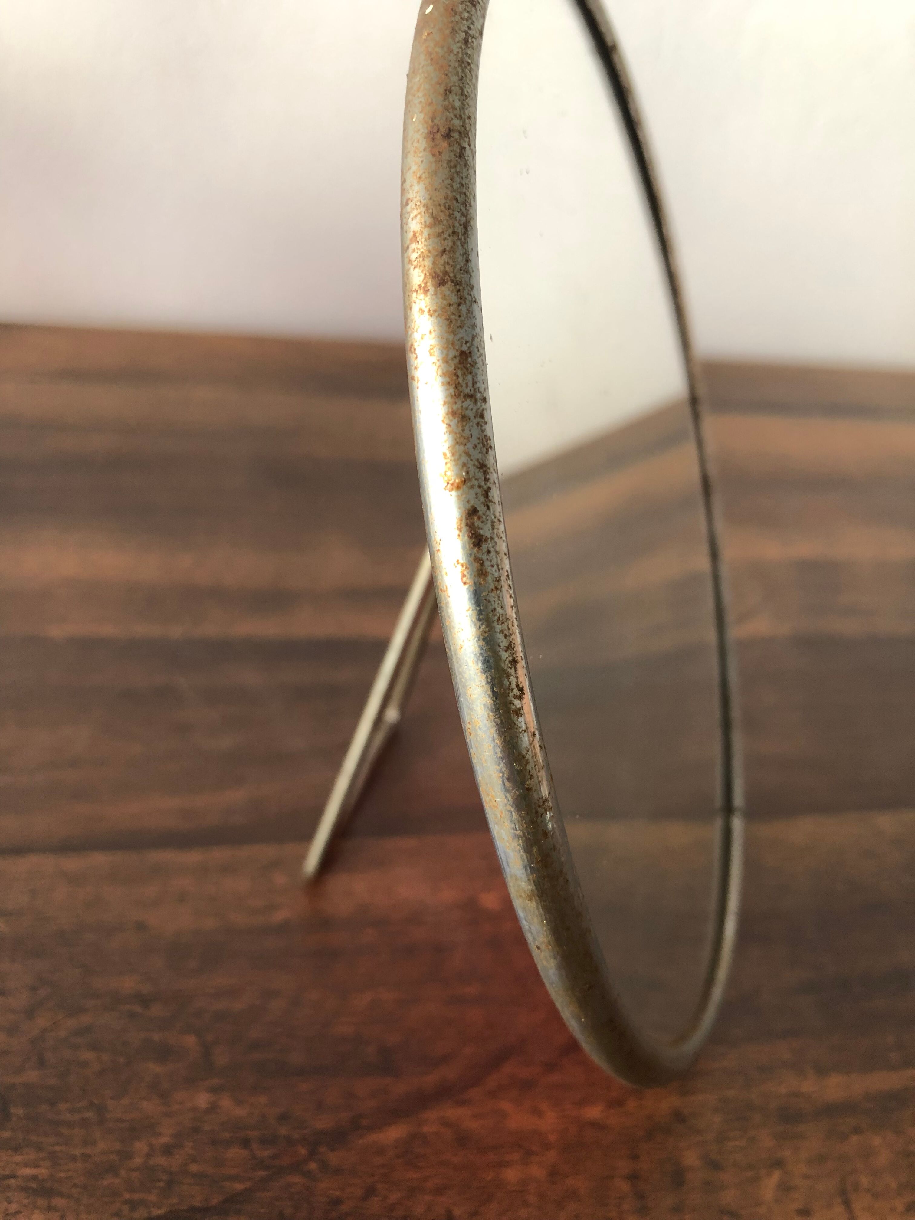 Vintage barber mirror 17cm