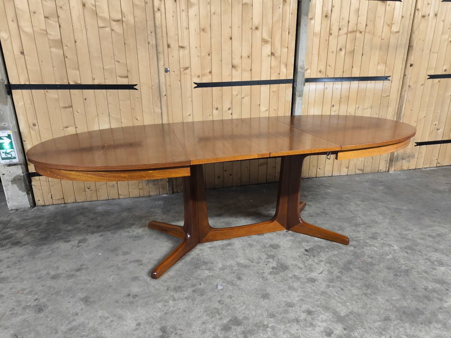 Vintage Baumann oval table