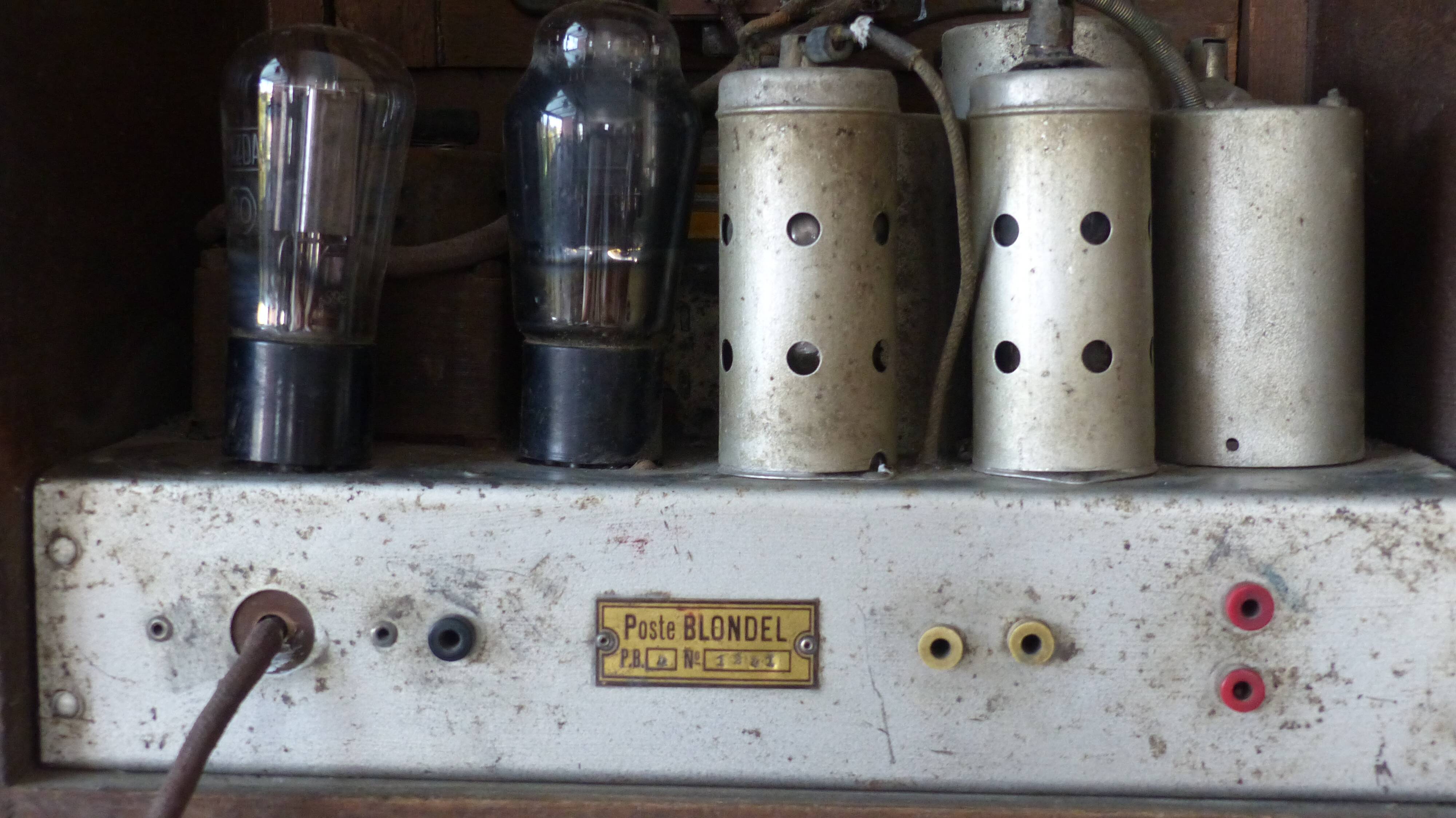 old radio TSF