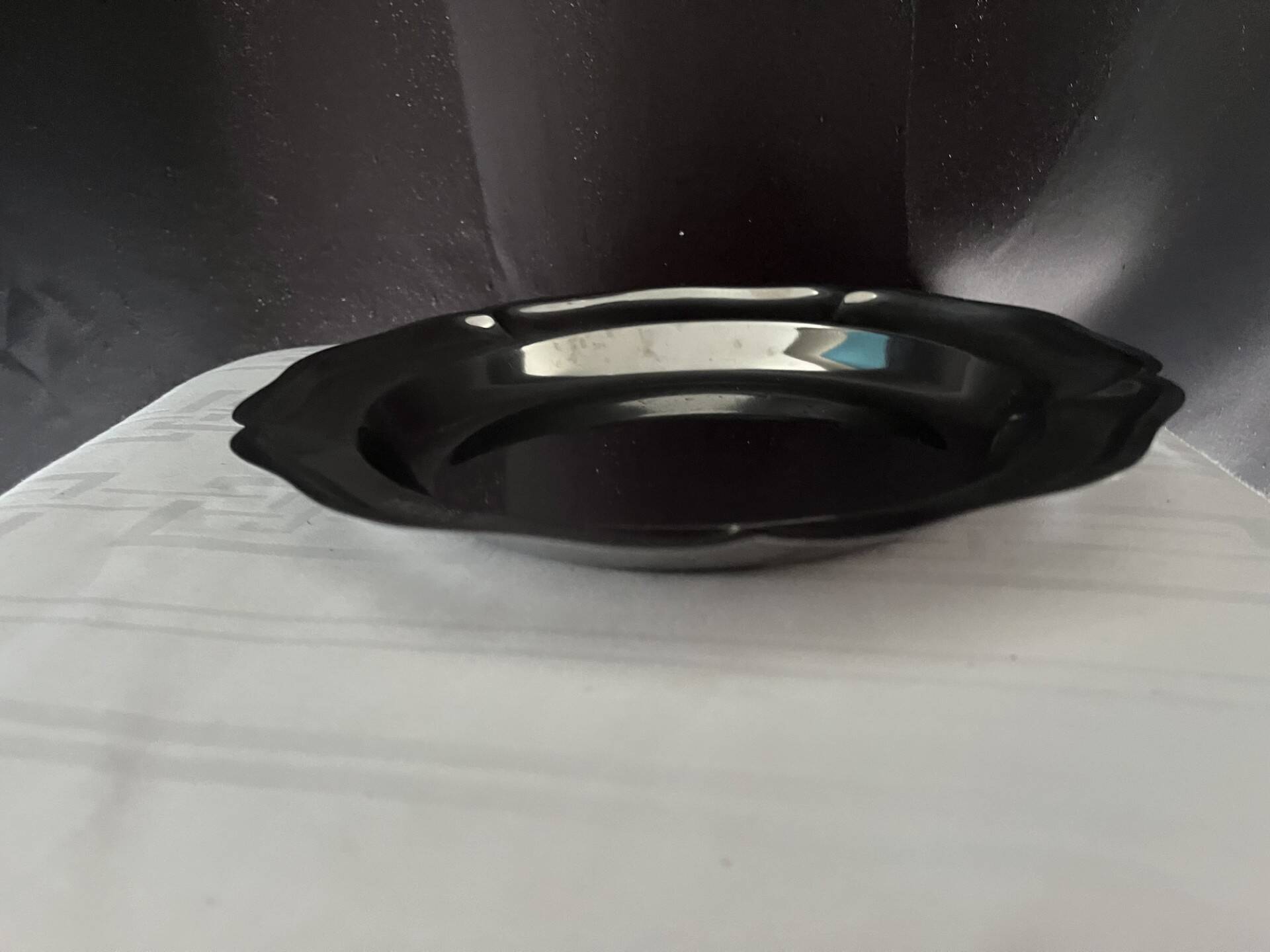 Set of 3 stainless steel dishes