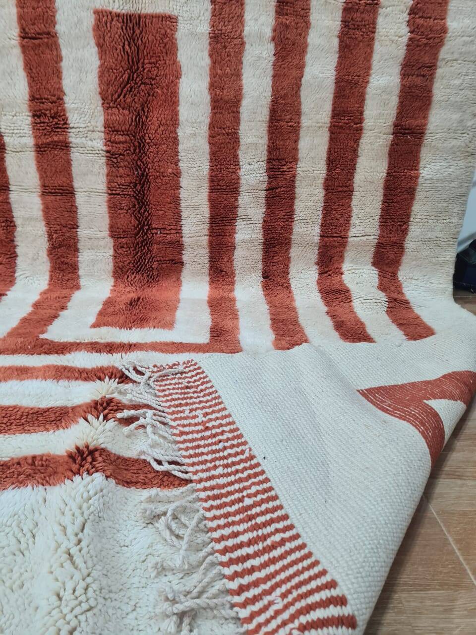 Mrirt rug in pure wool, handmade - 300 X 200 CM