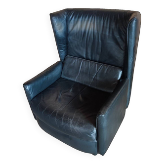 Leather club armchair from the Roset brand