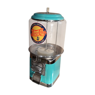 Distributor chewing gum turquoise candy 1980