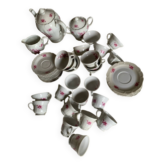 Porcelain coffee and tea service