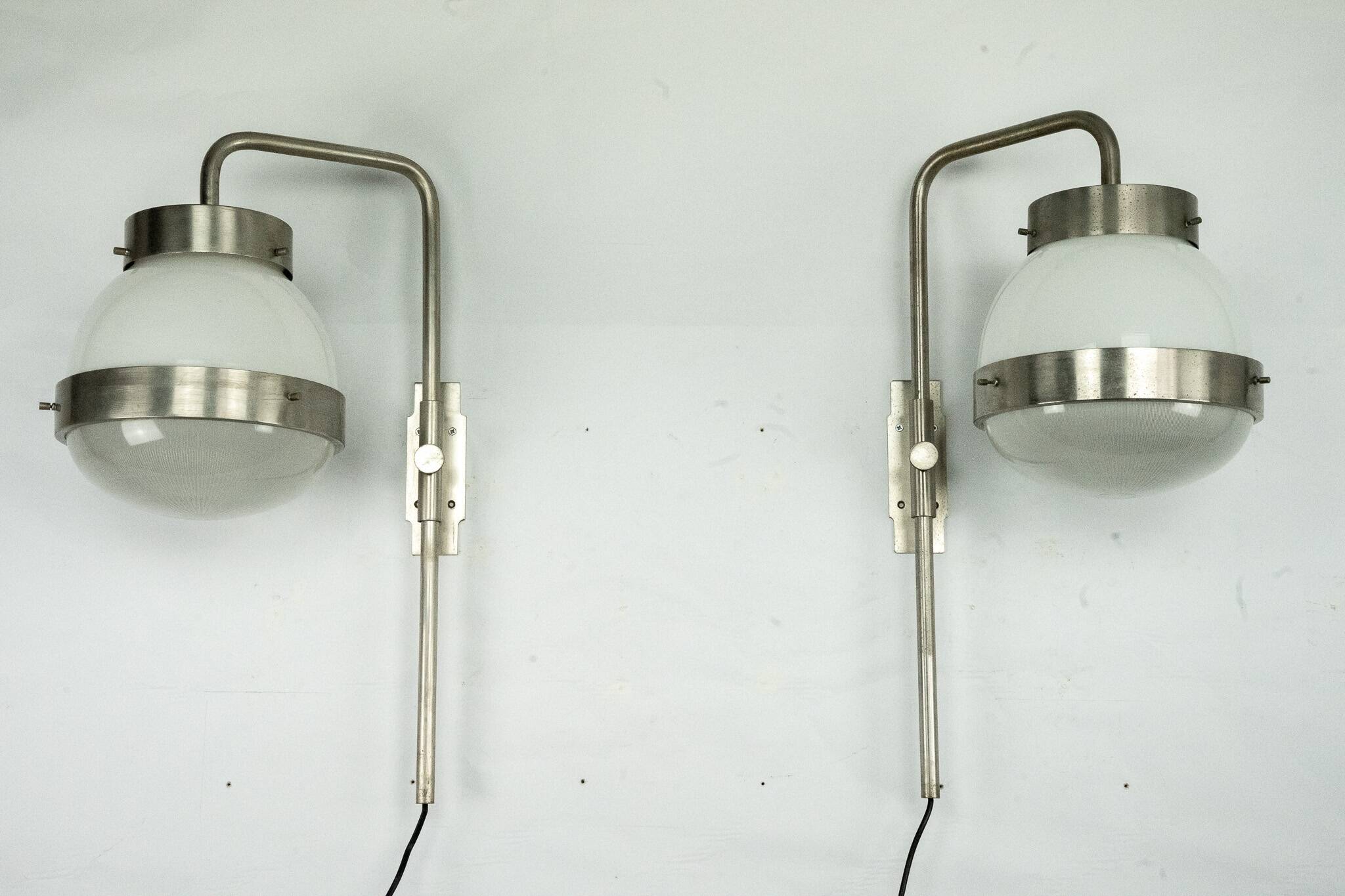 Pair of Delta wall lamps by Sergio Mazza for Artemide. Italy 1960sPair of D