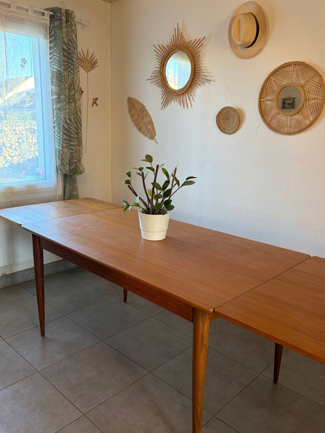 Danish table from the 1960s (very large when extended)
