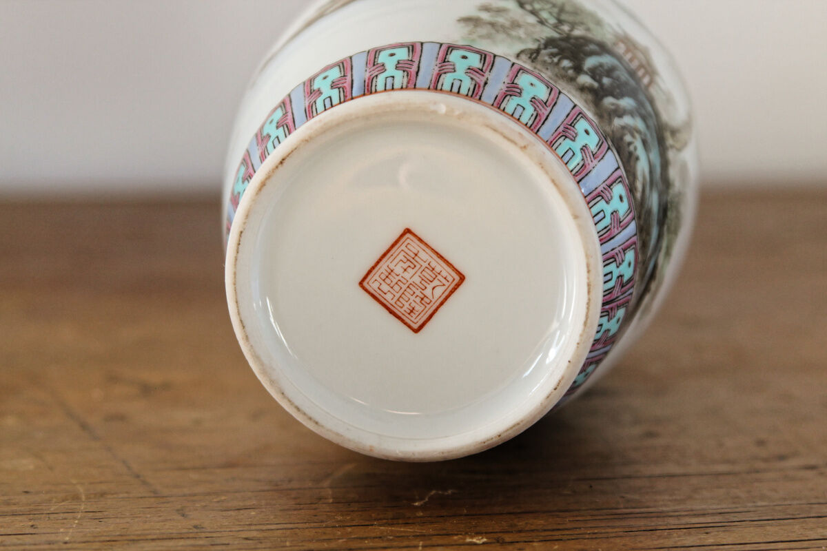 Chinese porcelain vase, pink family