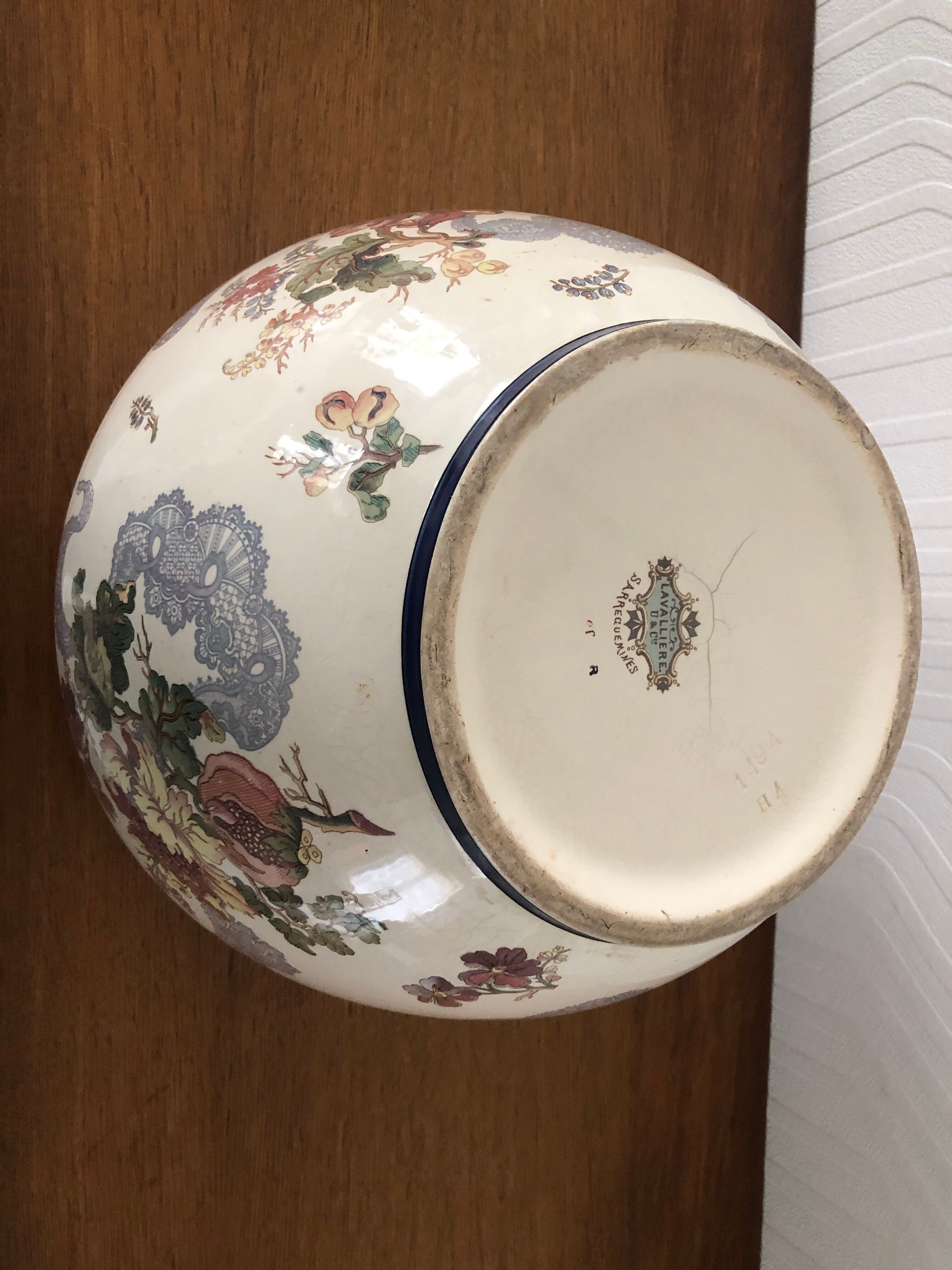 Faience pot lavallière sarreguemines floral motifs