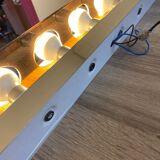 Plexiglas light bar