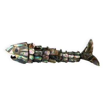 Ouvre-bouteille en forme de poisson en laiton avec coquille d'ormeau articulée, Mexique, années 1980, 17 cm
