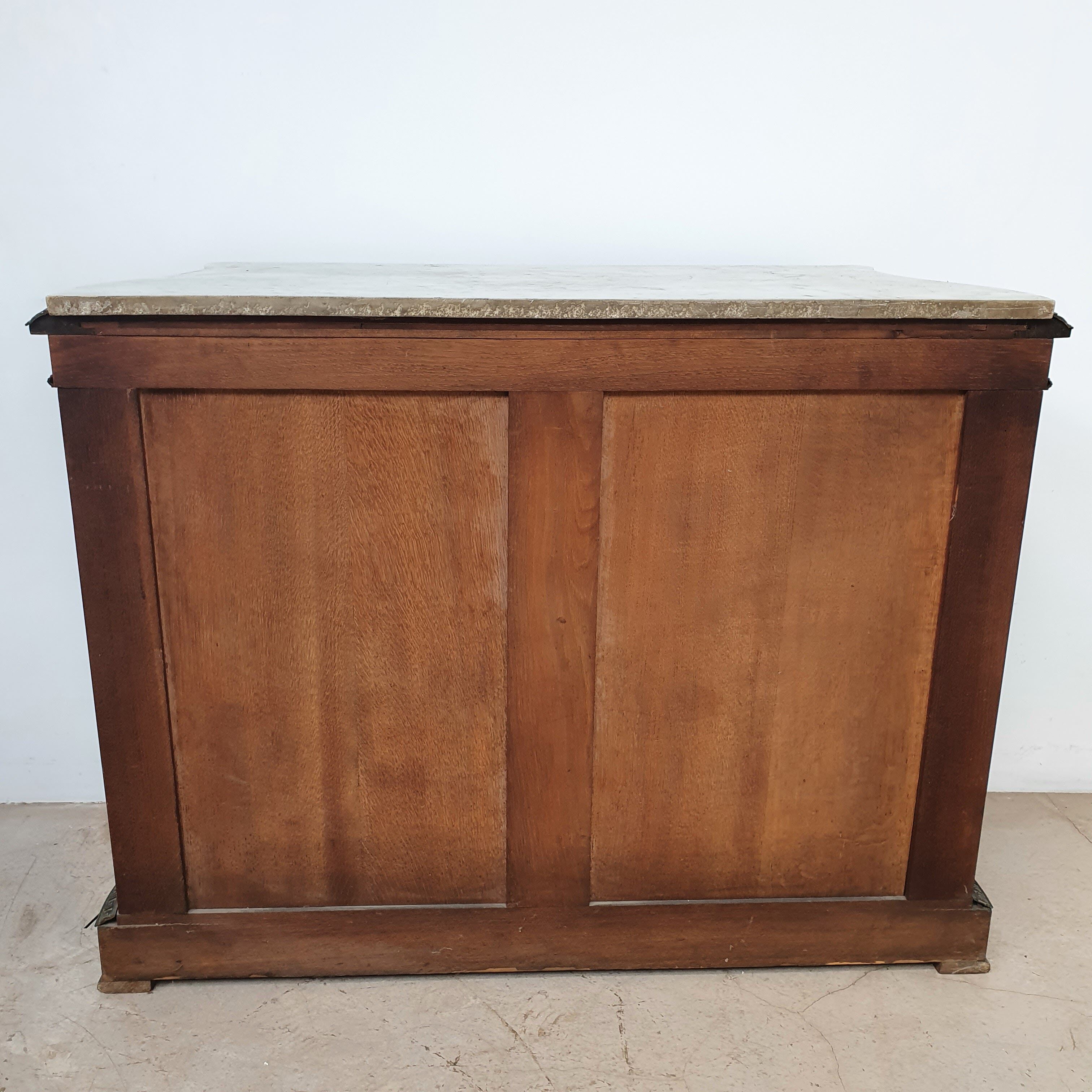 CURVED SIDEBOARD NIII