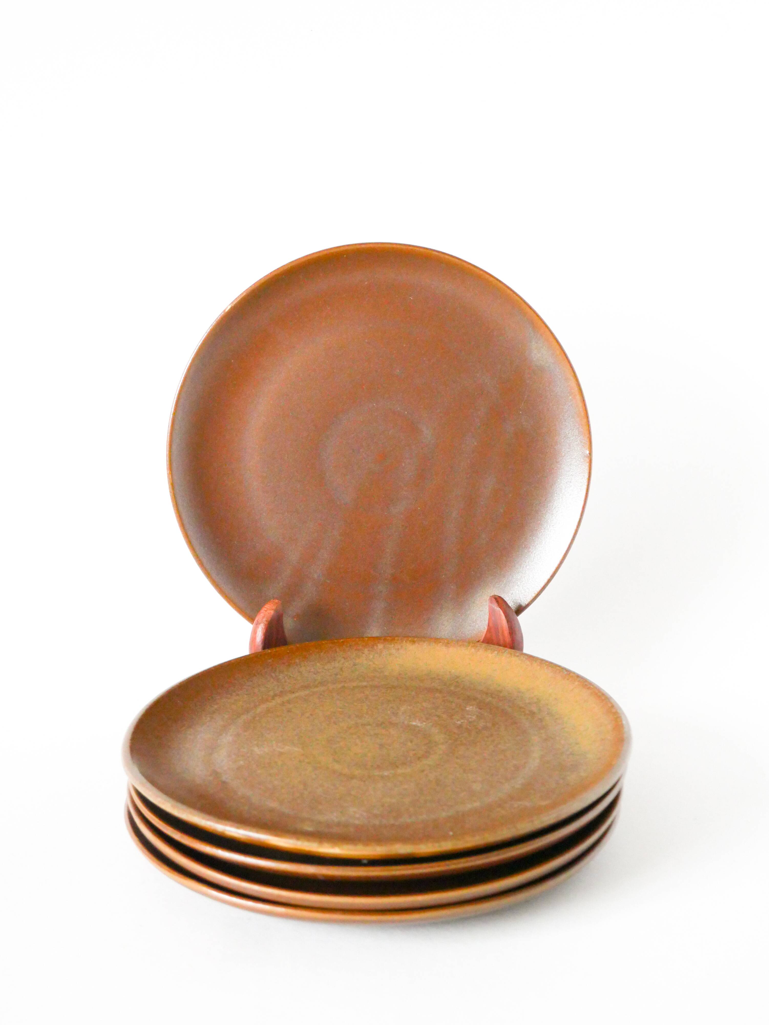 Set of 5 stoneware dessert plates, 1970