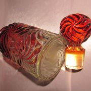 Old large crystal bottle Baccarat red model multiple rosettes H 21.5 cm
