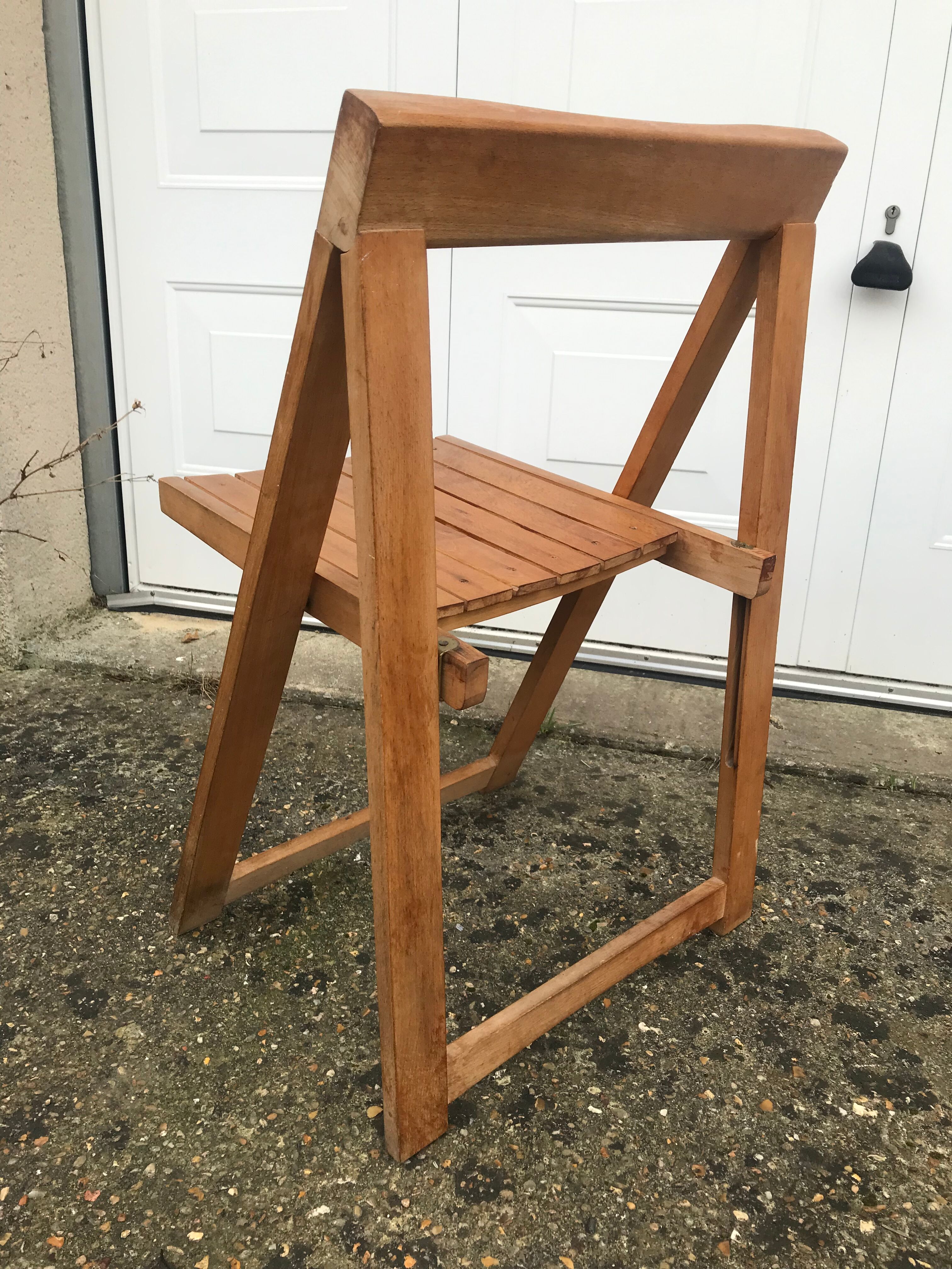 Folding chair