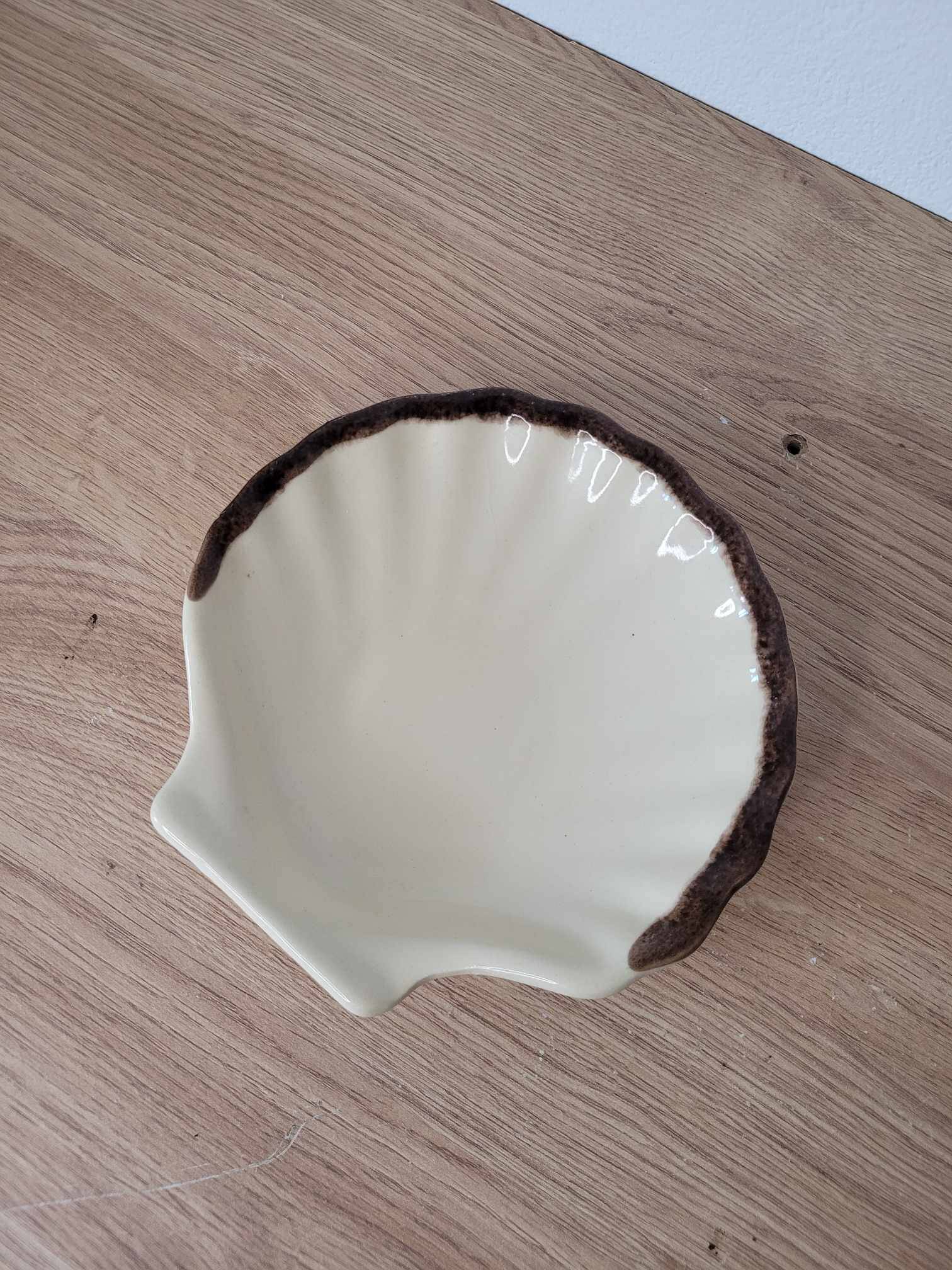 EMILE HENRY ceramic shell bowl
