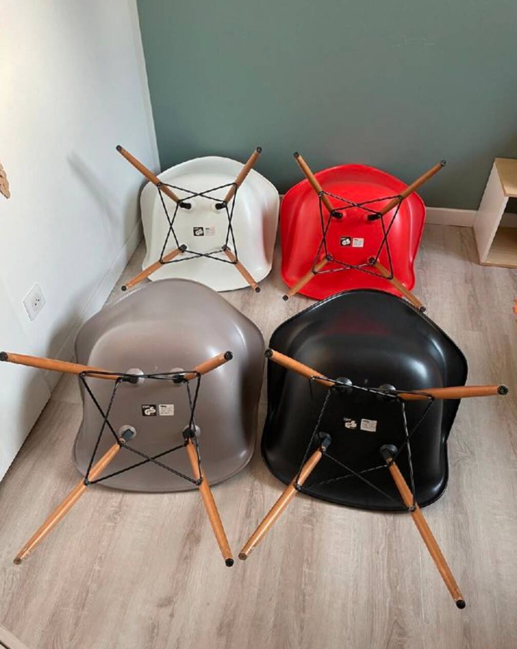 VITRA CHAIRS BY CHARLES RAY EAMES DAW MODEL