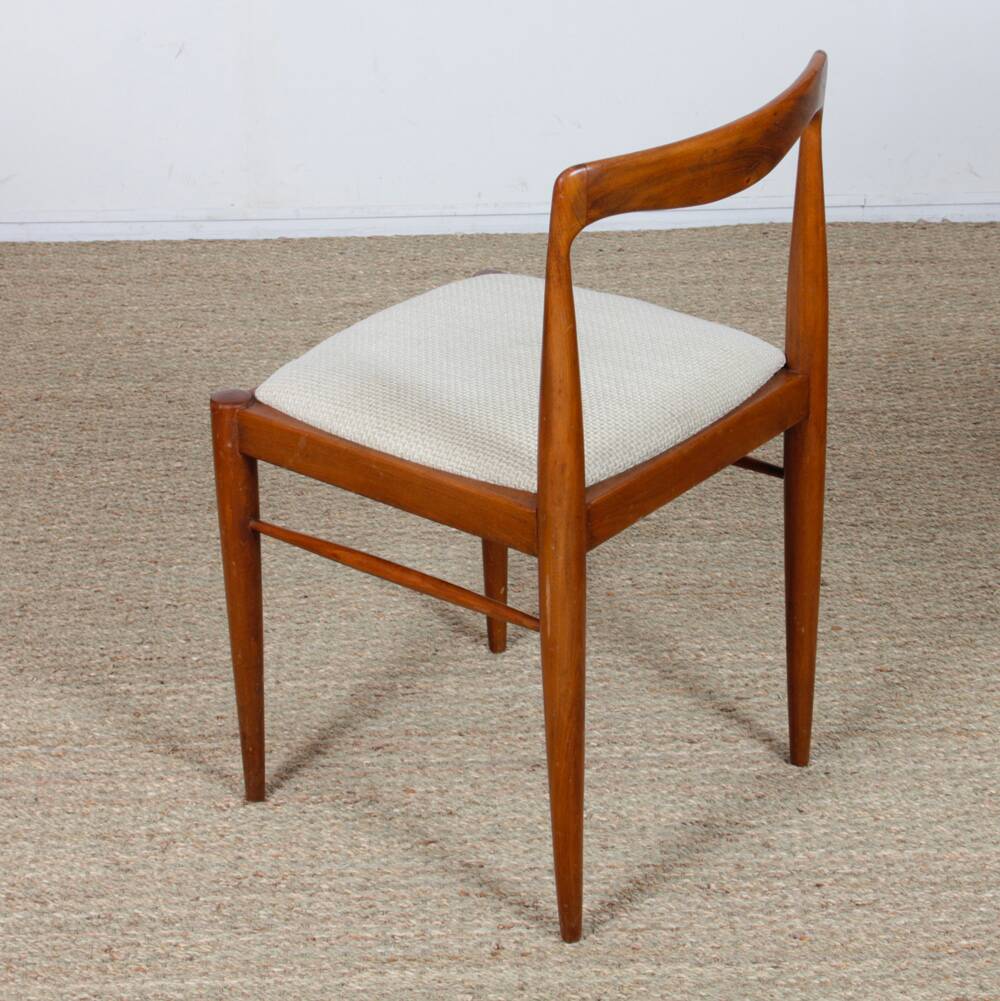 Set of 4 chairs published by the manufacturer Drevotvar, 1960