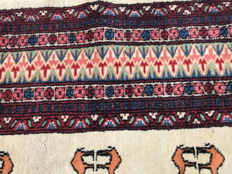 Carpet vintage pakistan done hand 126 X 188 CM